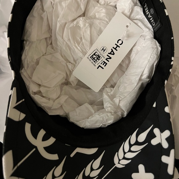 Chanel CC Lucky Symbols Baseball Cap Printed Cotton Print, White - Picture 2 of 8
